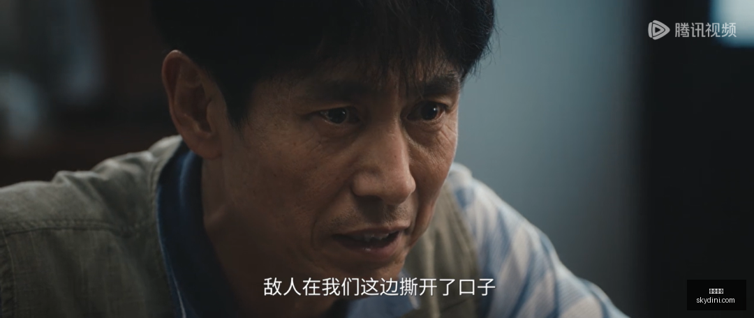 小卡球衣退,役仪式在先,交易取消疑,尊龙凯时,线上娱乐,真人百家乐,尊龙娱乐,凯时平台,老虎机,网络博彩,高赔率,VIP服务,客户支持